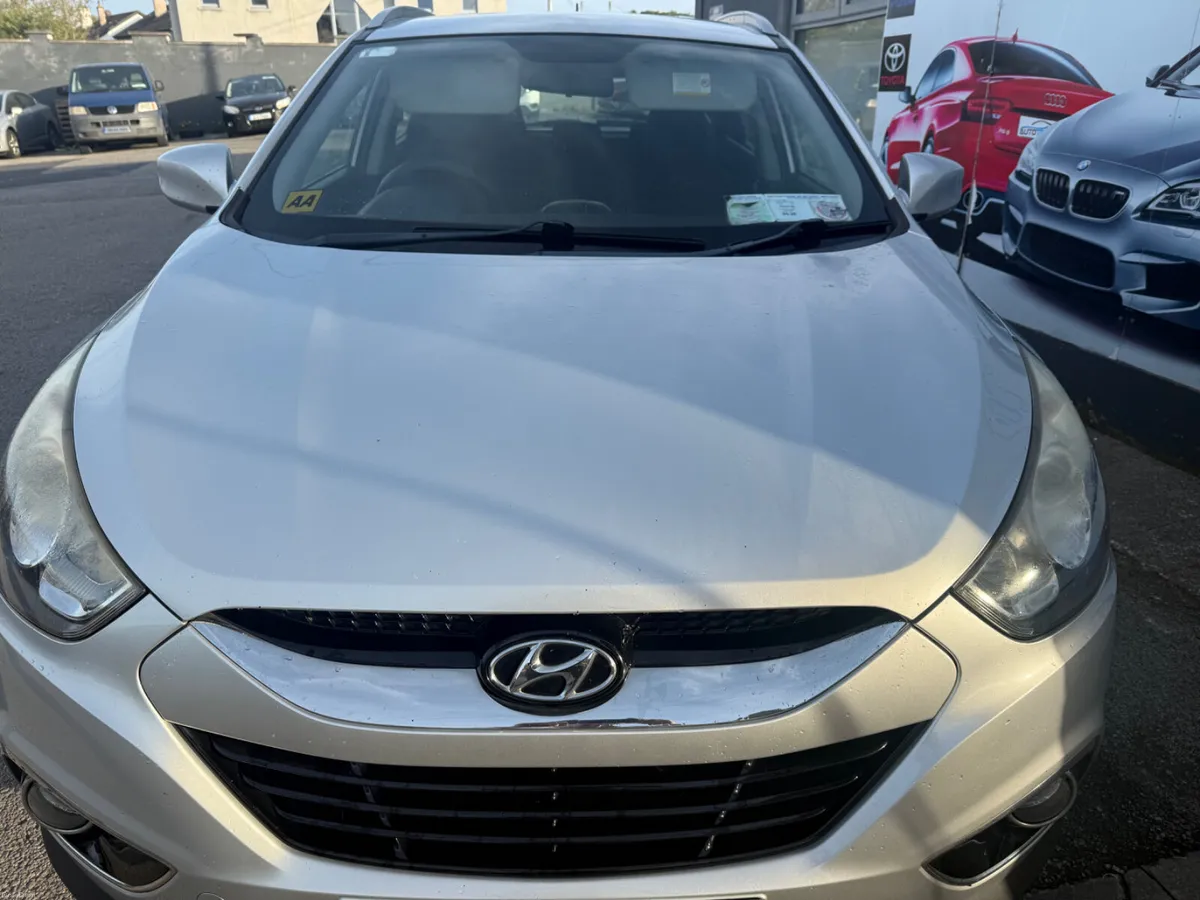 HYUNDAI IX35  TAX/NCT 5/27 - Image 4