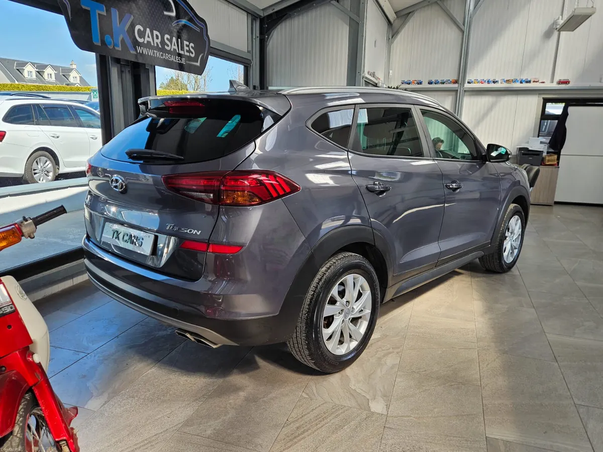 19 HYUNDAI TUCSON 1.6 DIESEL COMFORT PLUS - Image 2