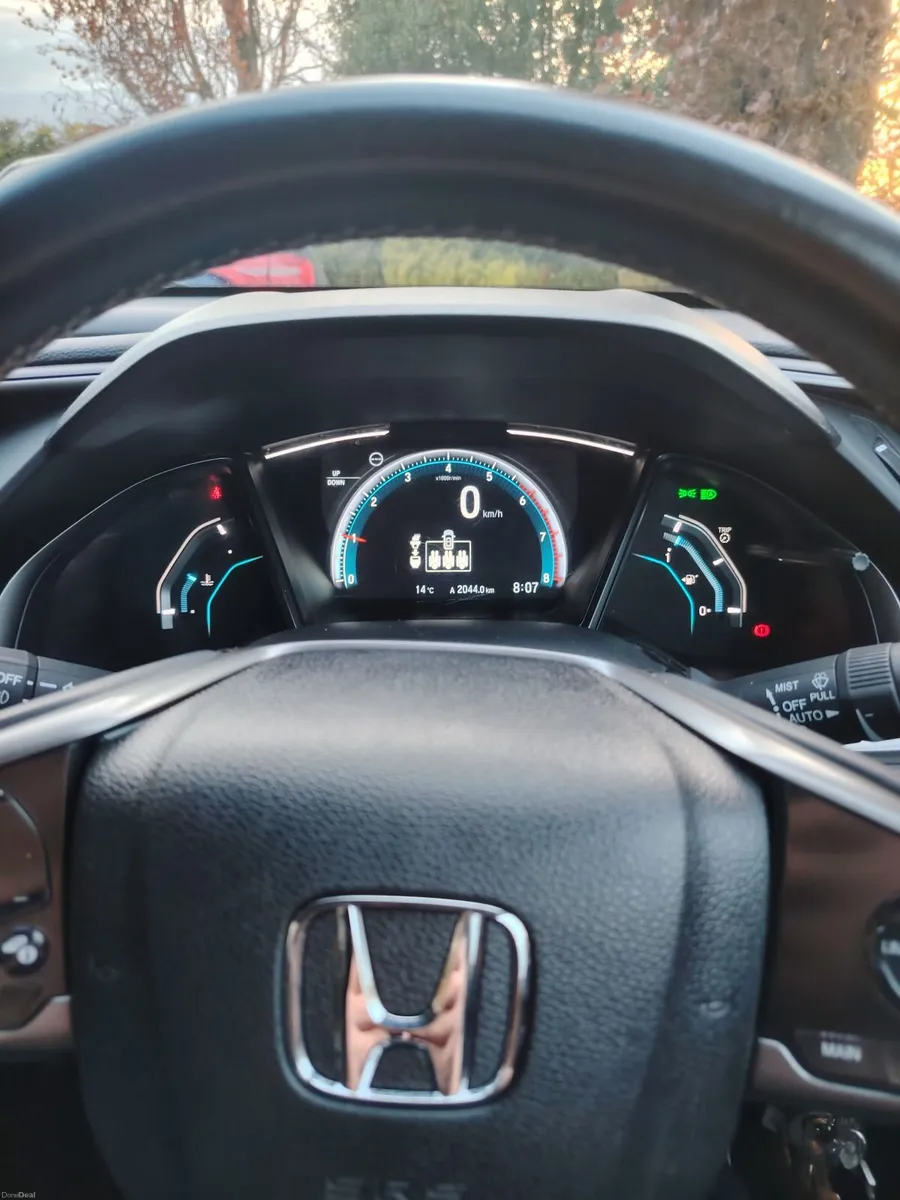 Honda Civic 2020 - Image 3