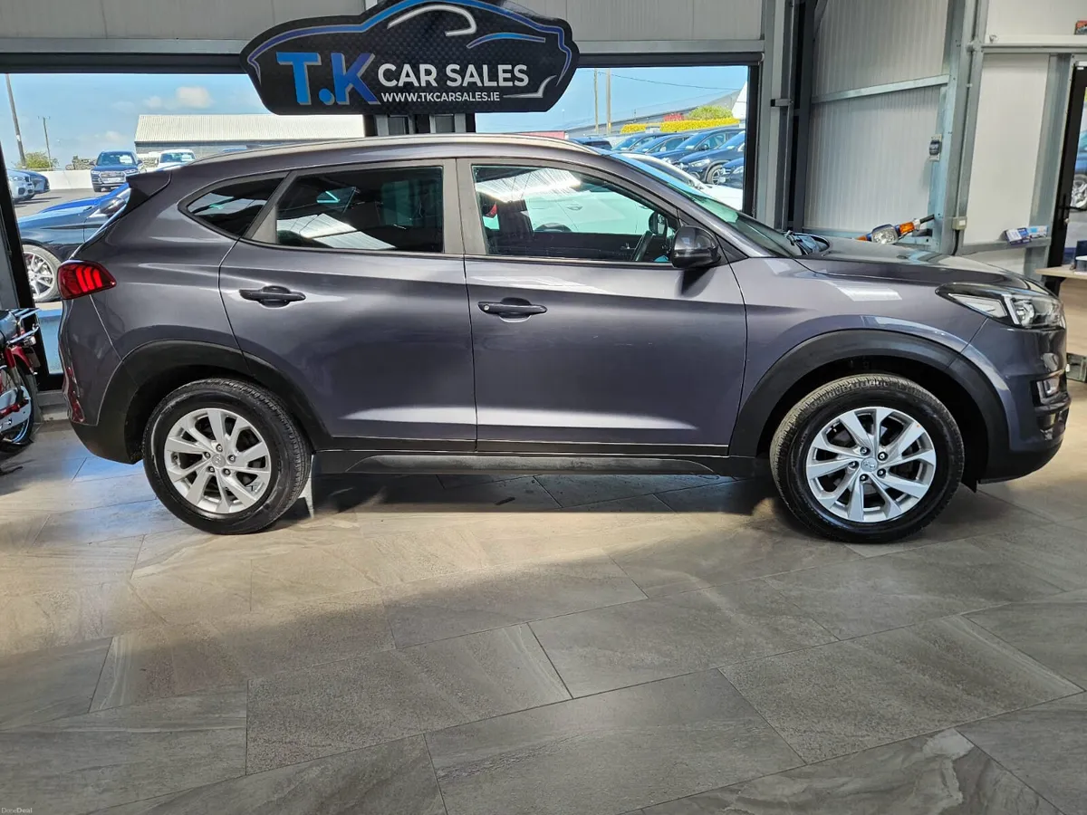 19 HYUNDAI TUCSON 1.6 DIESEL COMFORT PLUS - Image 3