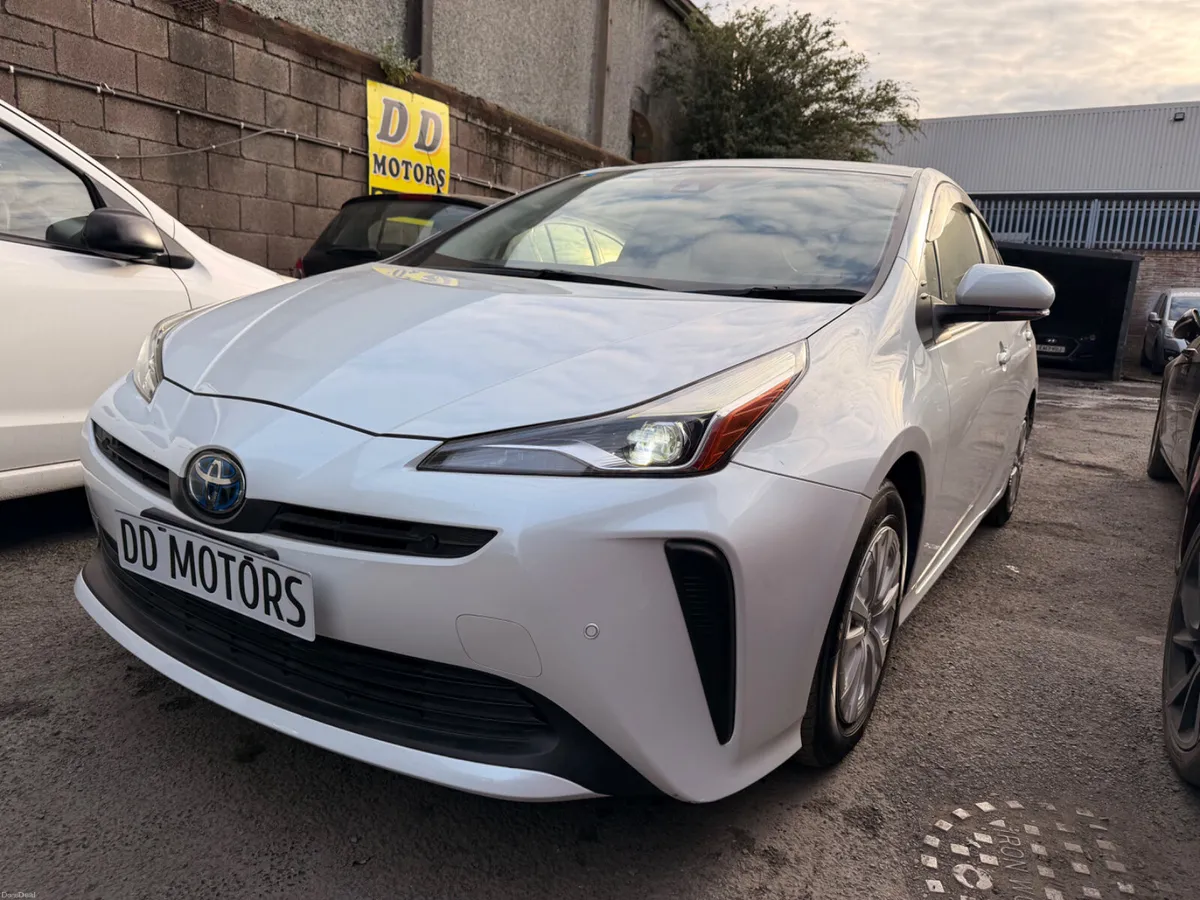 Toyota Prius 2021 self charging hybrid automatic - Image 1