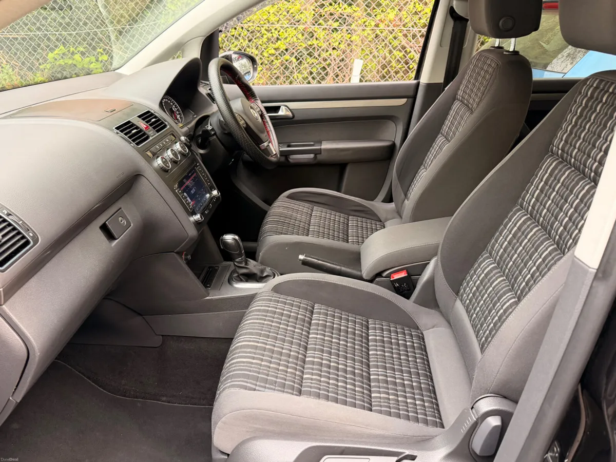 Volkswagen Touran 2013 1.4 Automatic - Image 3