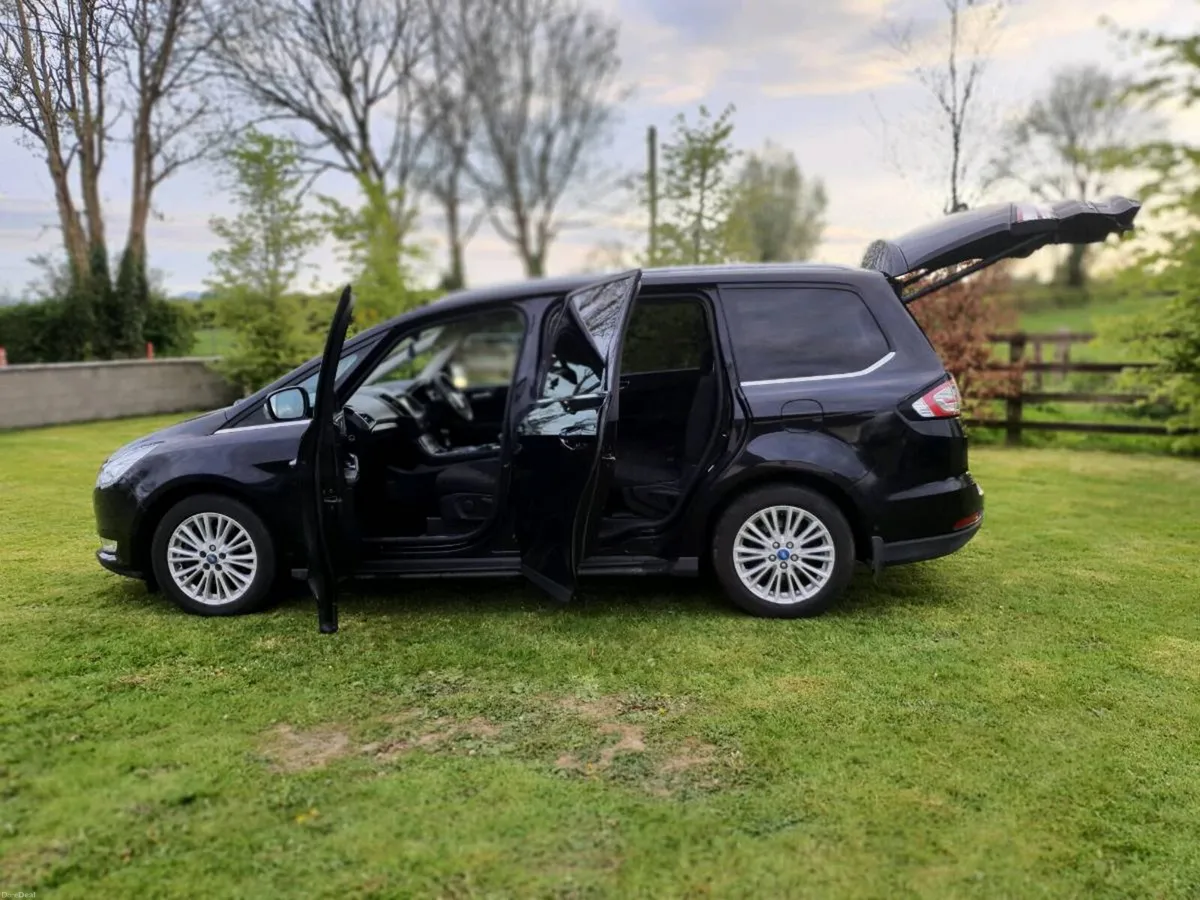 FORD GALAXY TITANIUM MODEL 7 SEATER 2017 - Image 4