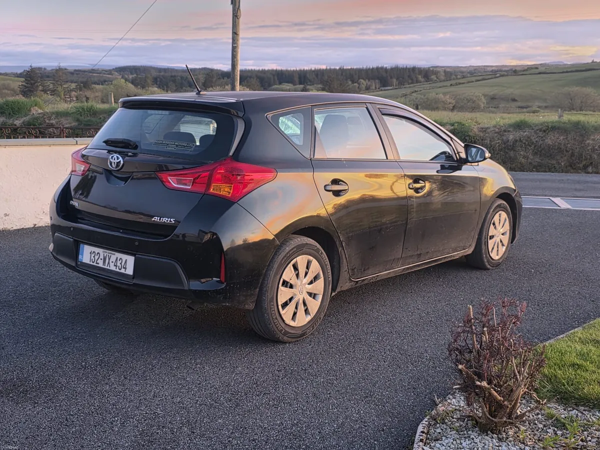2013 Toyota Auris 1.4 d4d - Image 4