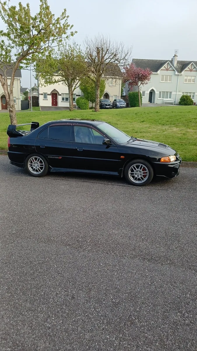 Mitsubishi evo 4 jdm - Image 1