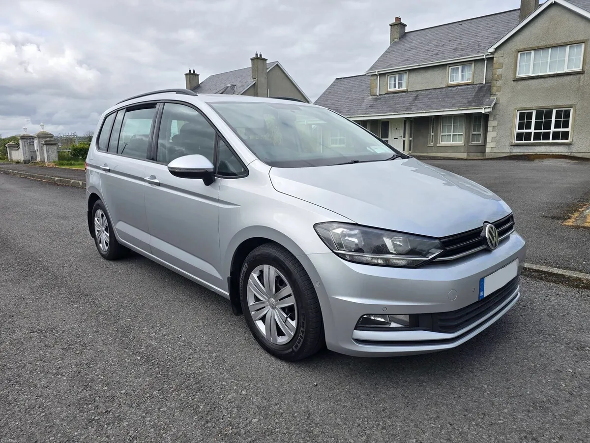 2016 Volkswagen Touran 1.6TDI - Image 1