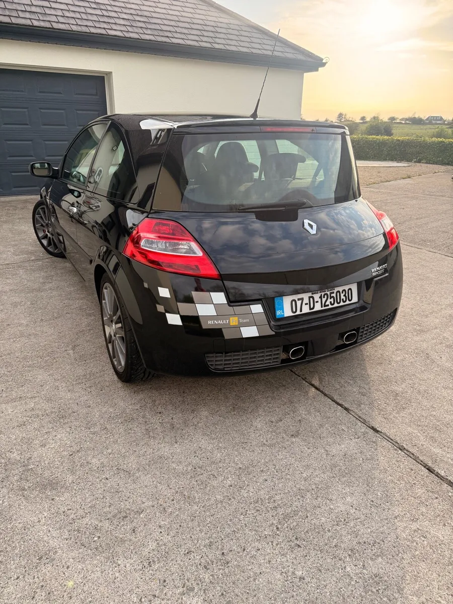 Renault Megane R26 230 F1 Team - Image 5