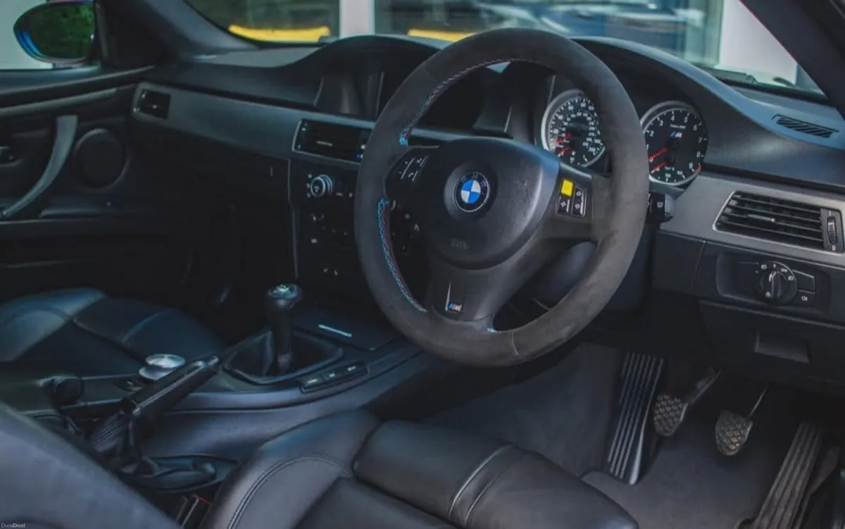 BMW E92 M3 - Image 3