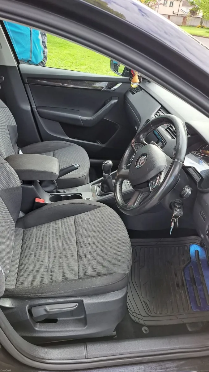 Skoda Octavia 2014 - Image 2