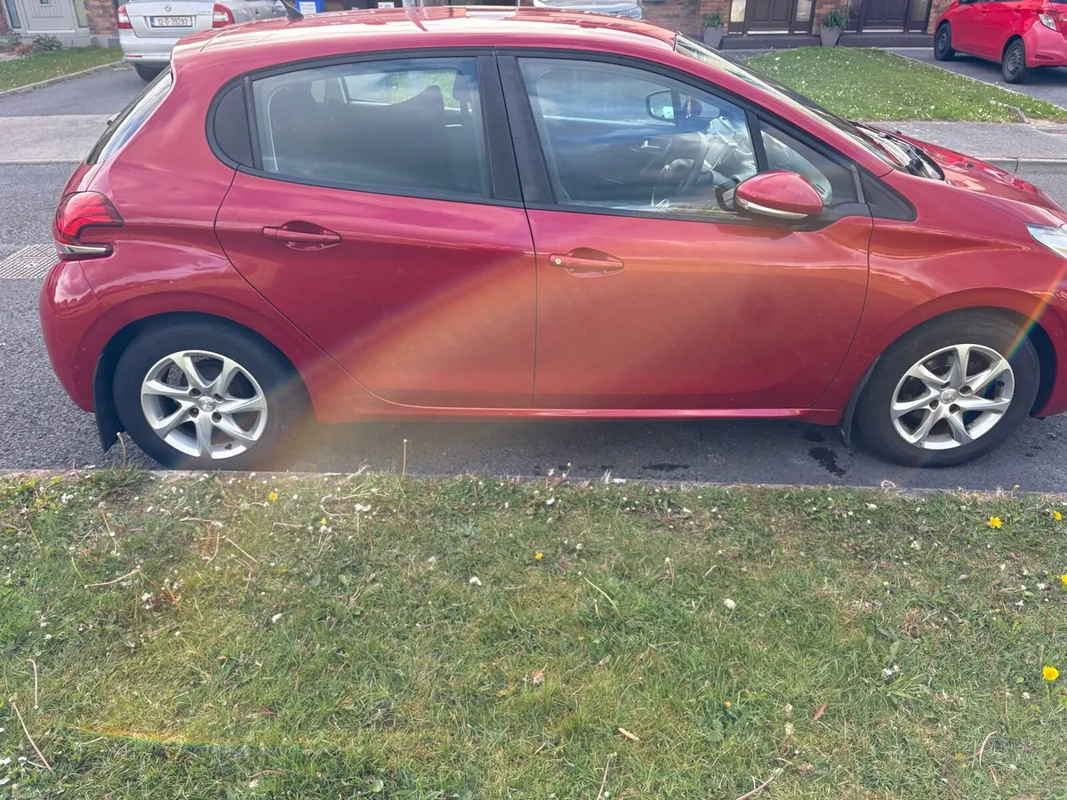 2016 Peugeot 208 1.6 BlueHDi 75 Active 5dr-€4400 - Image 5