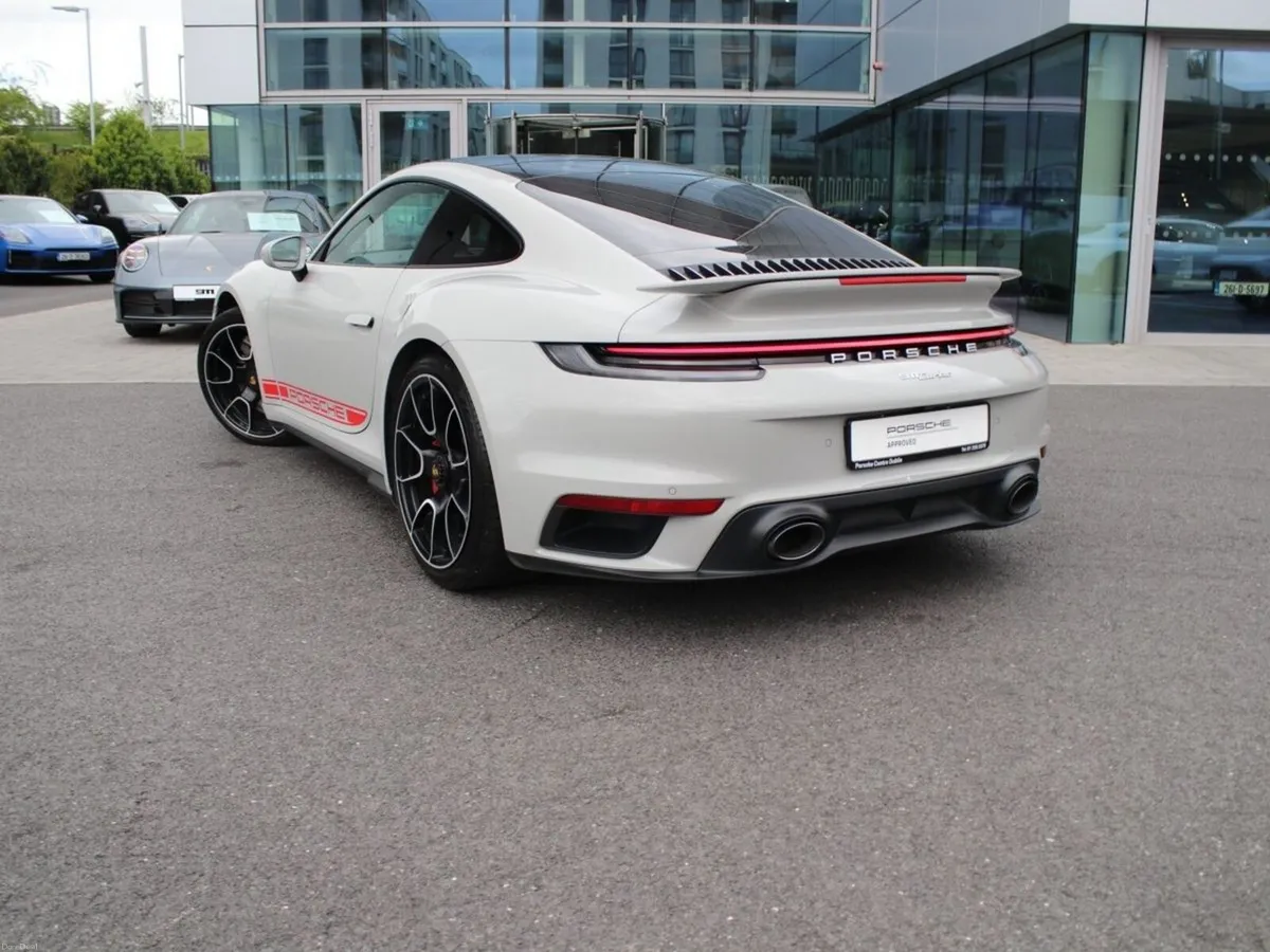Porsche 911 Turbo - Image 3