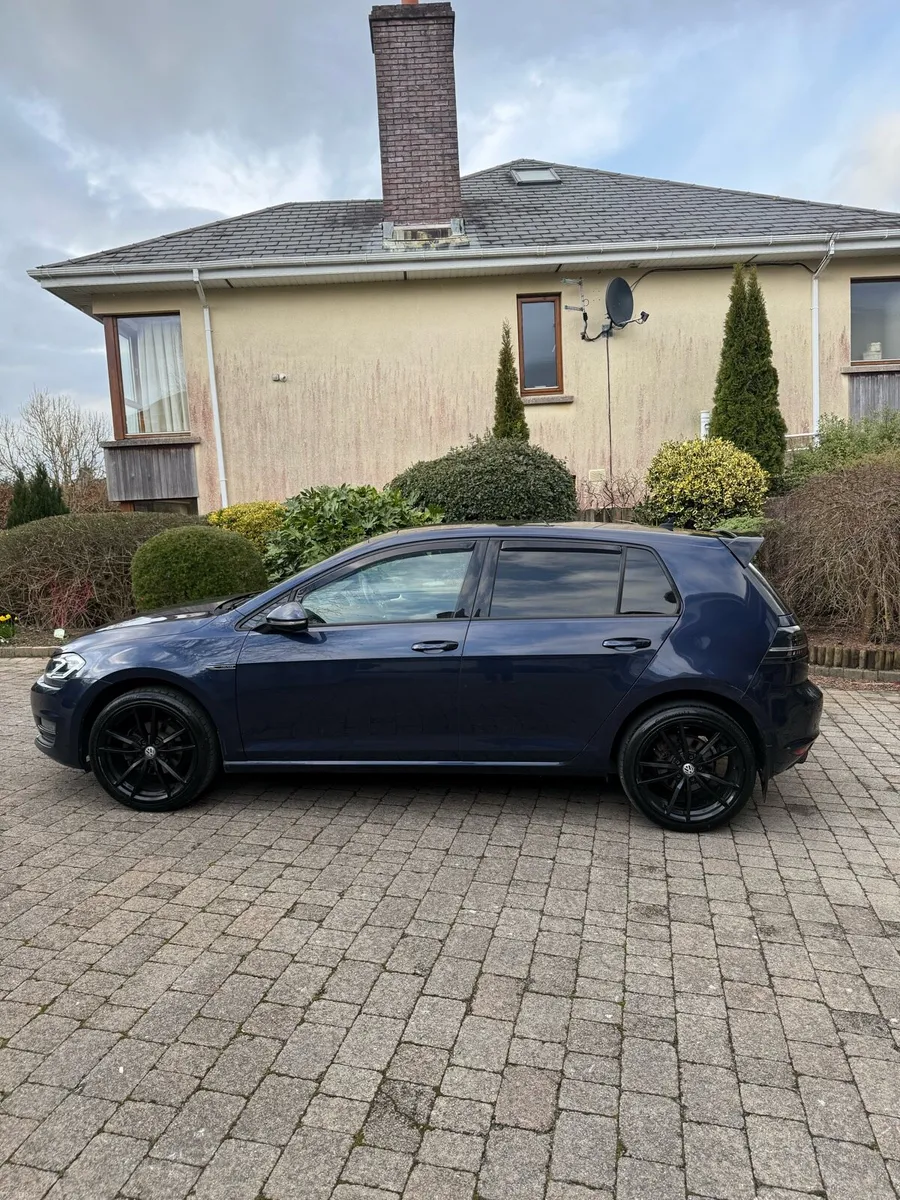 Volkswagen Golf lounge edition - Image 4