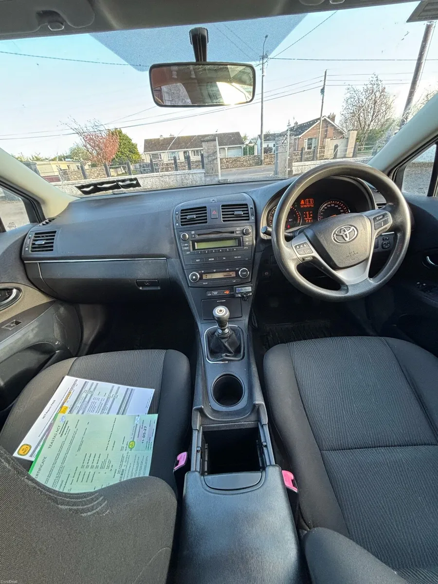 Toyota avensis - Image 3