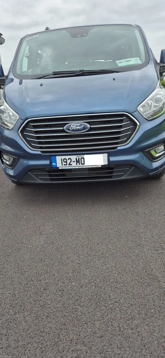 FORD TOURNEO CUSTOM 320L TITAN 2.0 185 A6 4DR AUTO - Image 1