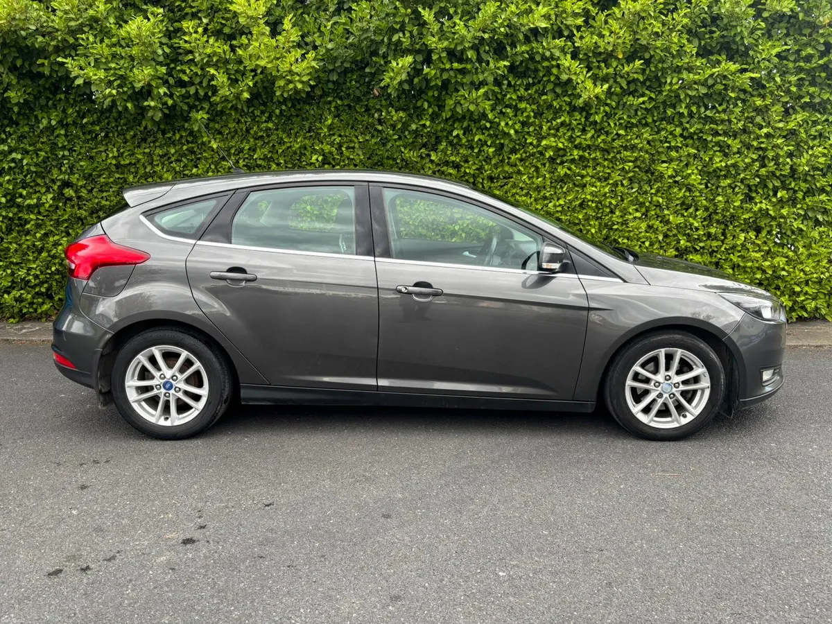 Ford focus 1.0l ZETEC ECOBOOST NCT 05.27 WARANTY - Image 2