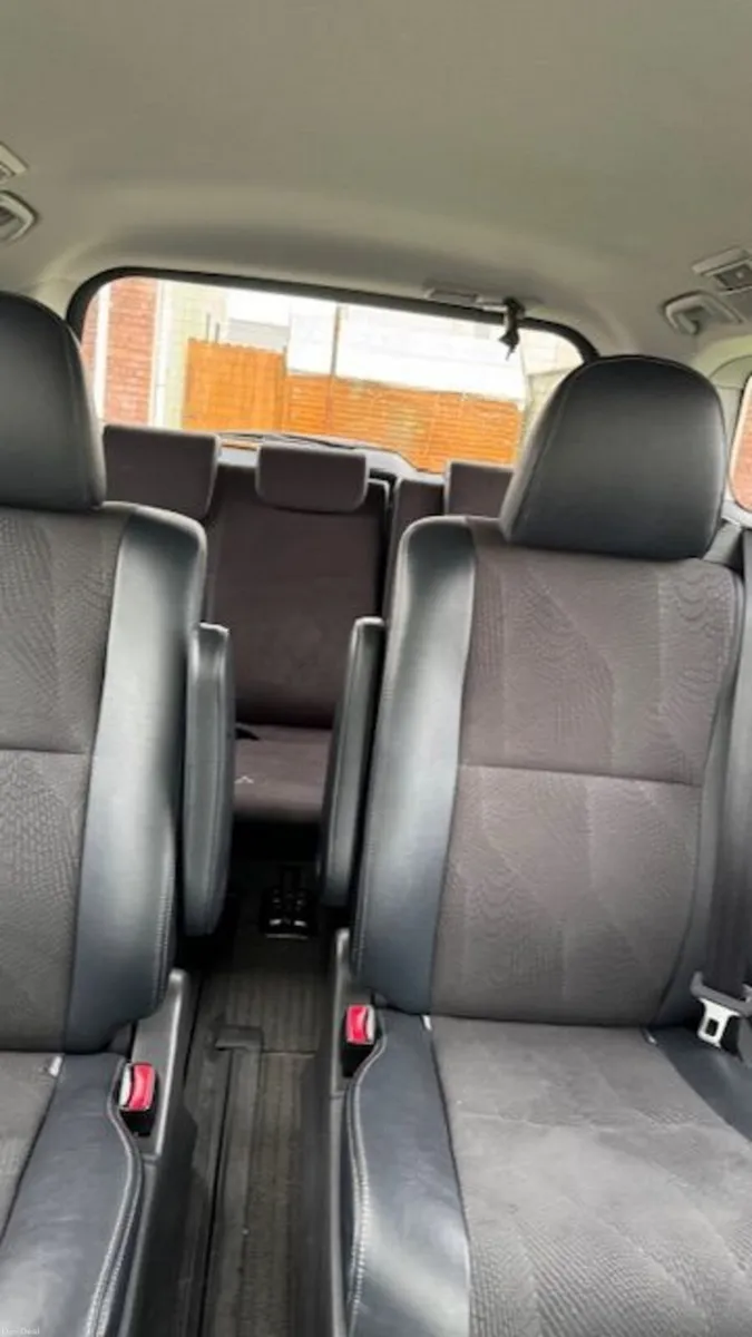 Toyota Estima 2014 - Image 1