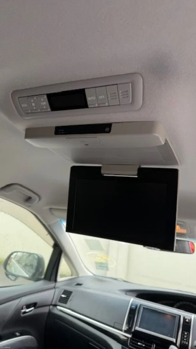 Toyota Estima 2014 - Image 3