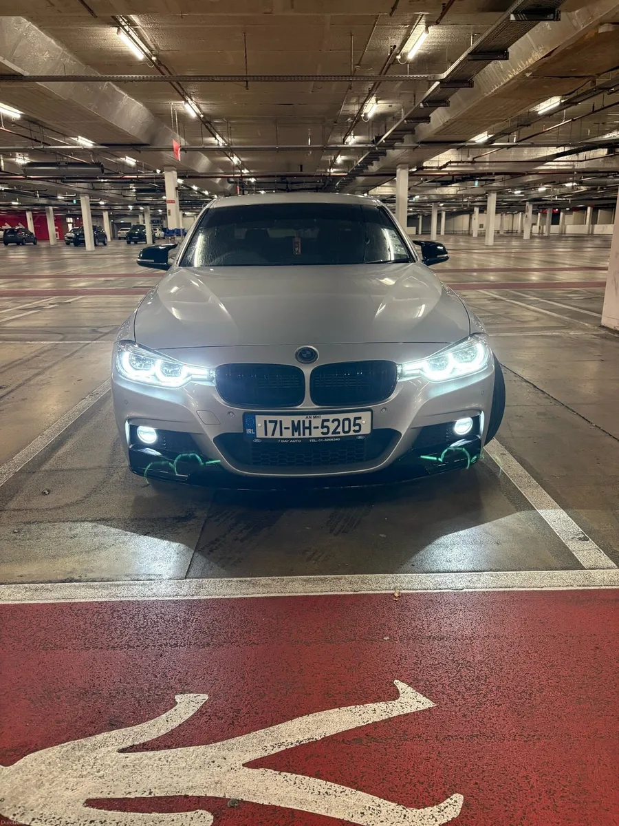 BMW 330e m sport shadow edition - Image 2