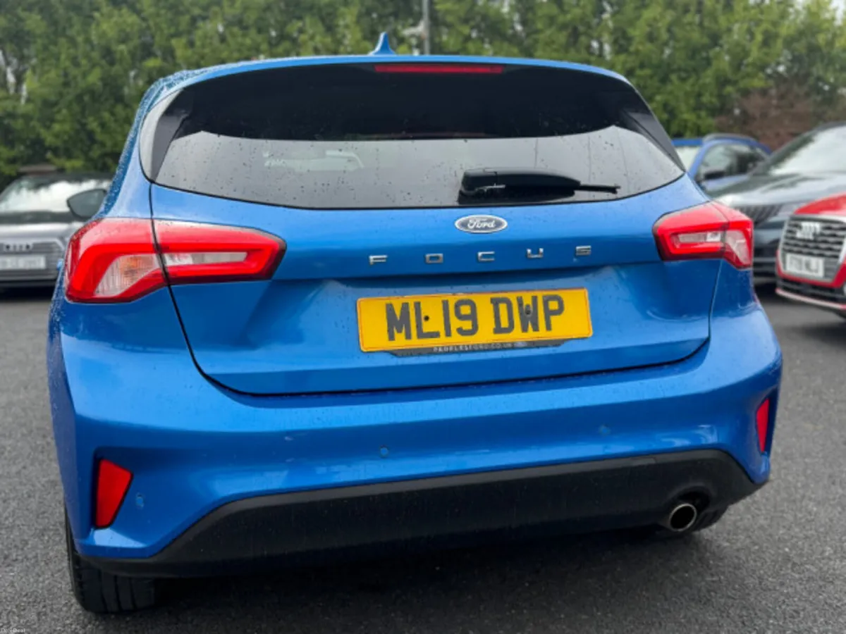 Ford Focus TITANIUM TDCI - Image 4