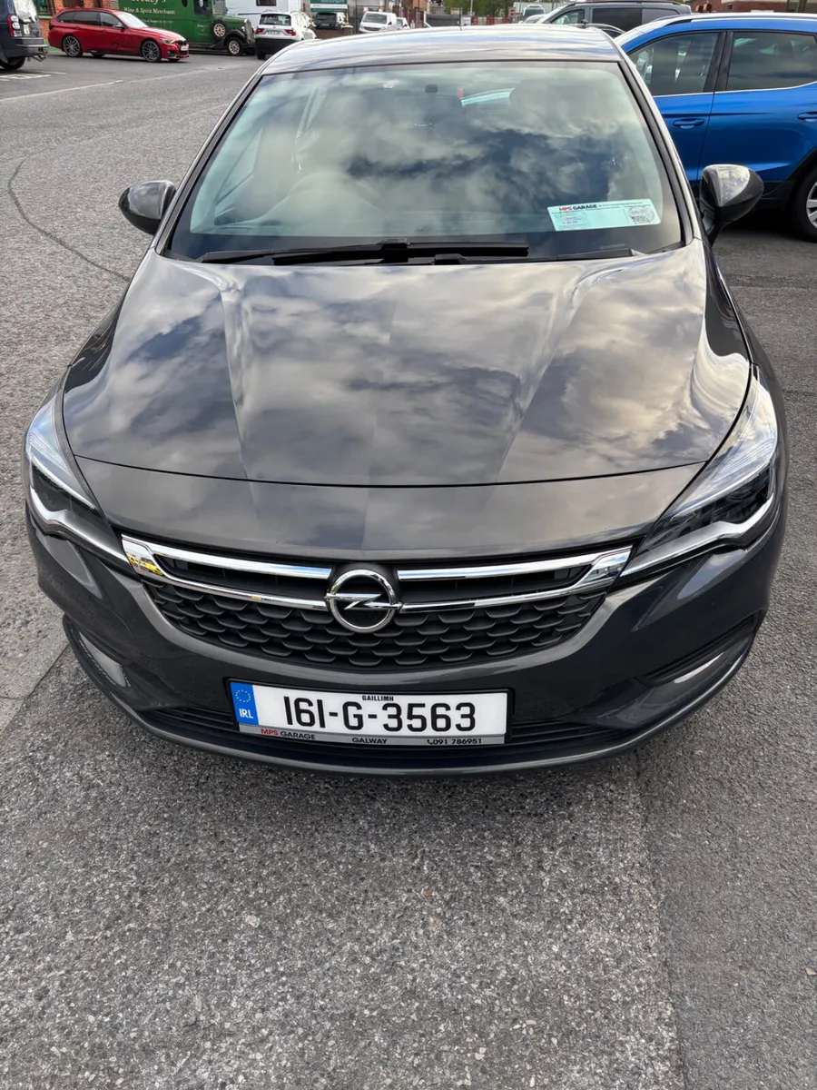 2016  Opel Astra 1.4 Petrol 100PS - Image 4
