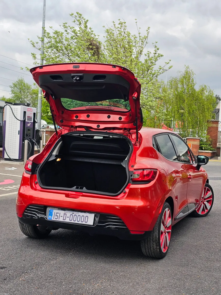 Renault Clio/Lutecia  Automatic 2015 - Image 3