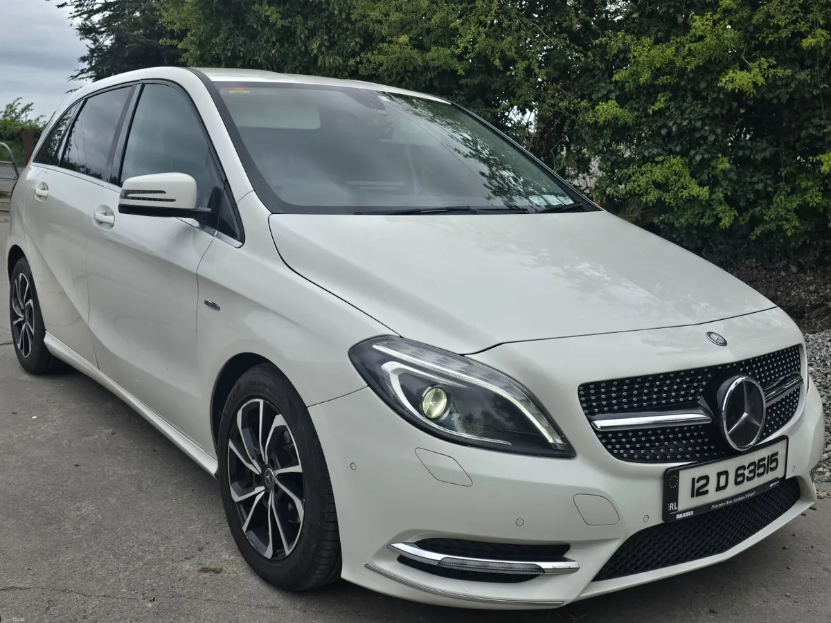 €5990 Mercedes-Benz B-Class 2012 automatic €5990 - Image 4