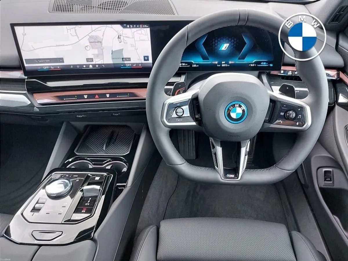 BMW 5-Series 530e M Sport - Image 5