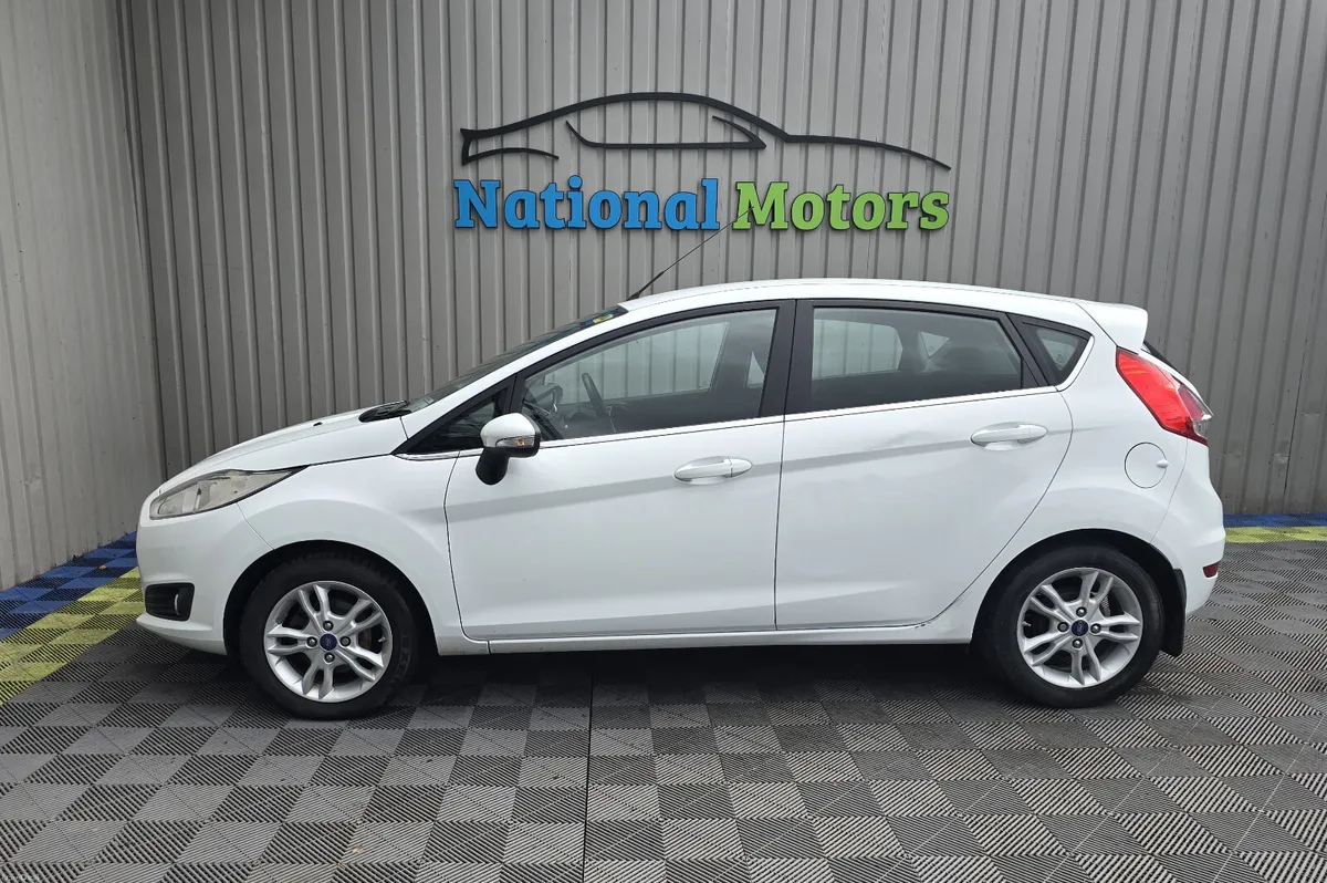 2015 Ford Fiesta 1.0 Petrol - Image 5