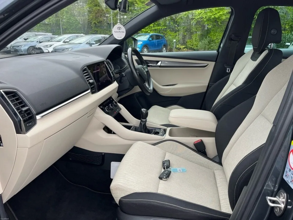 Skoda Karoq STYLE 1.6 TDI 116HP 4DR 5DR - Image 6