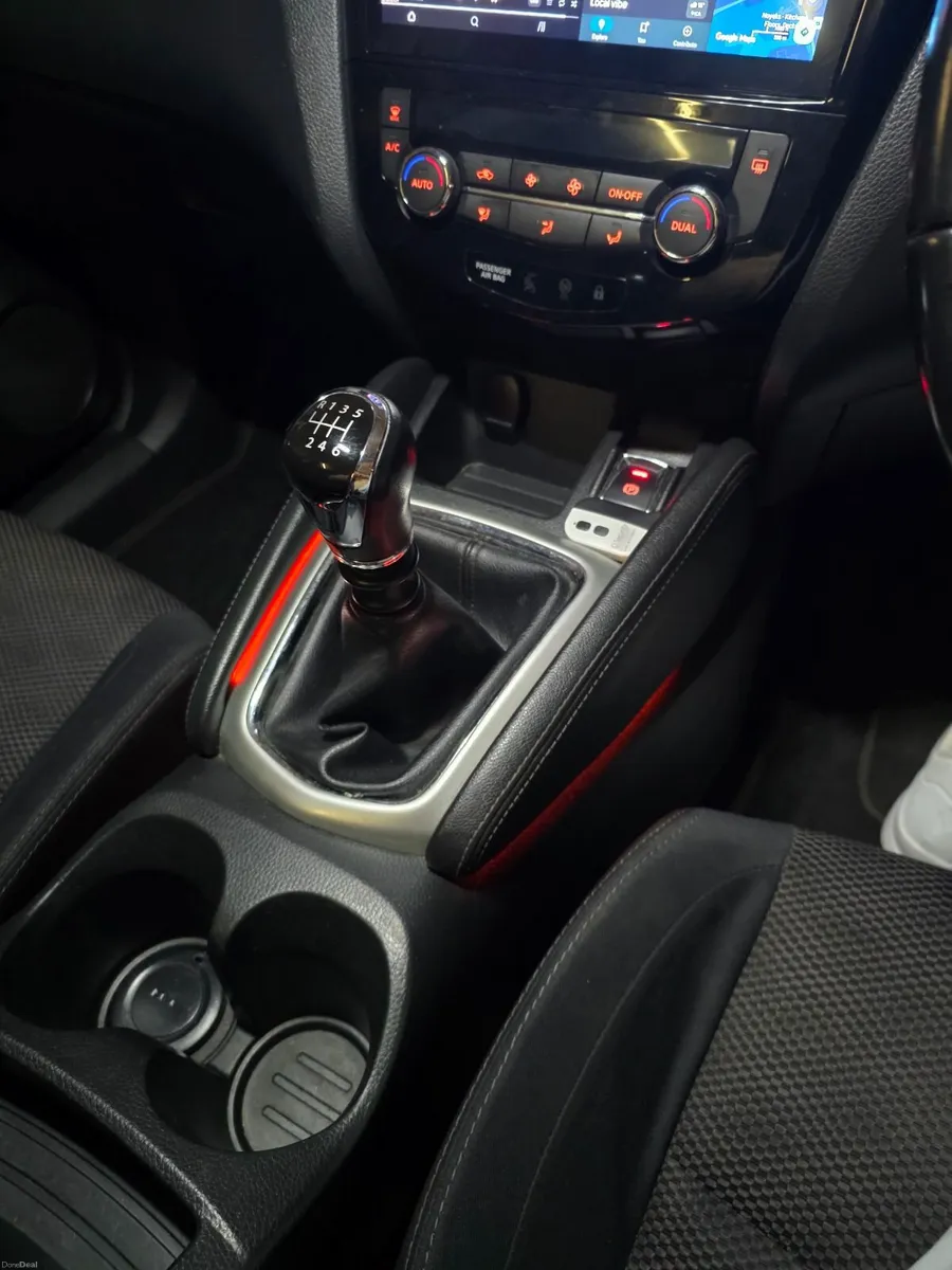 Nissan Qashqai Acenta Premium - 180k - Image 4