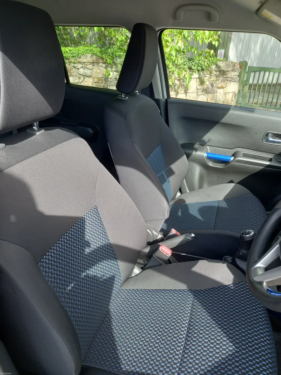 2023 Suzuki Ignis 1.2 Petrol Hybrid - Image 3