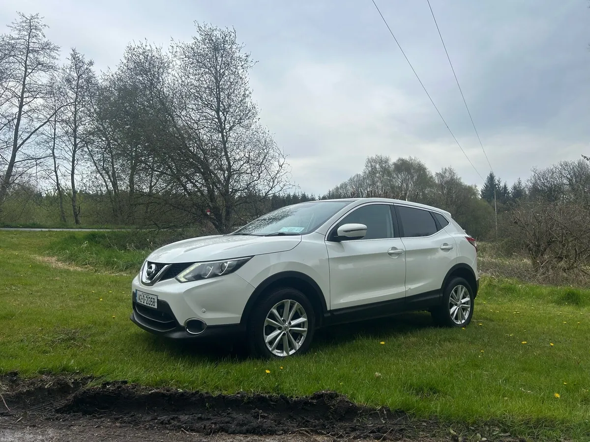 Nissan qasqhai 1.5d Acenta Premium - Image 1
