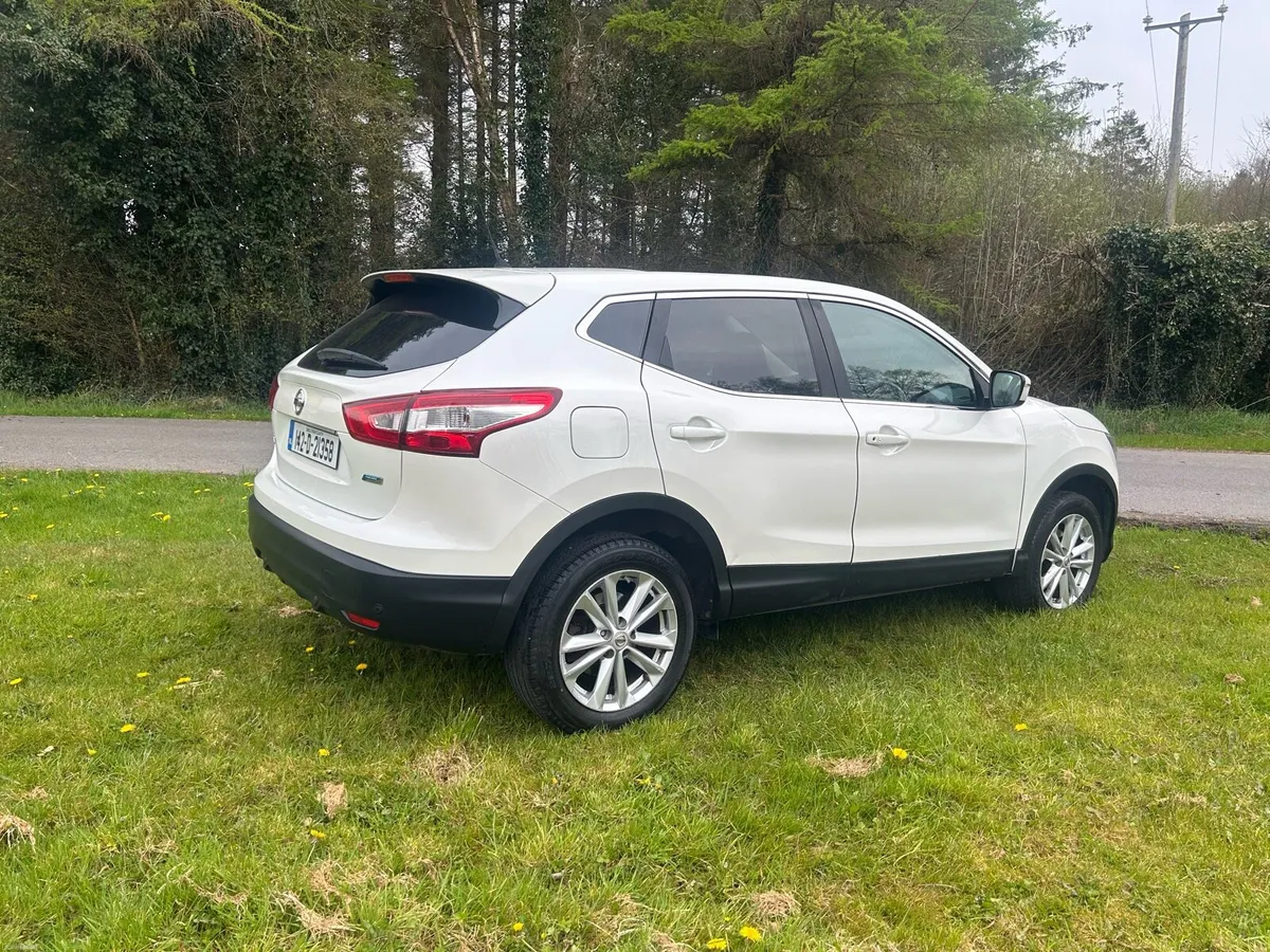 Nissan qasqhai 1.5d Acenta Premium - Image 3