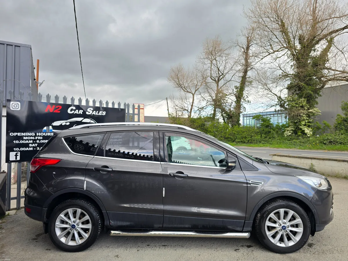 162 Ford Kuga 2.0D AUTO Titanium, LOW MILES - Image 3