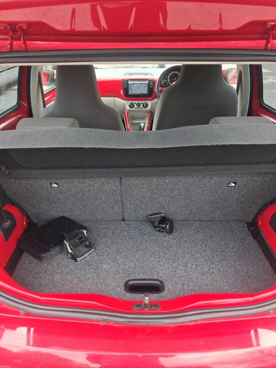 Volkswagen up automatic 2016 - Image 4
