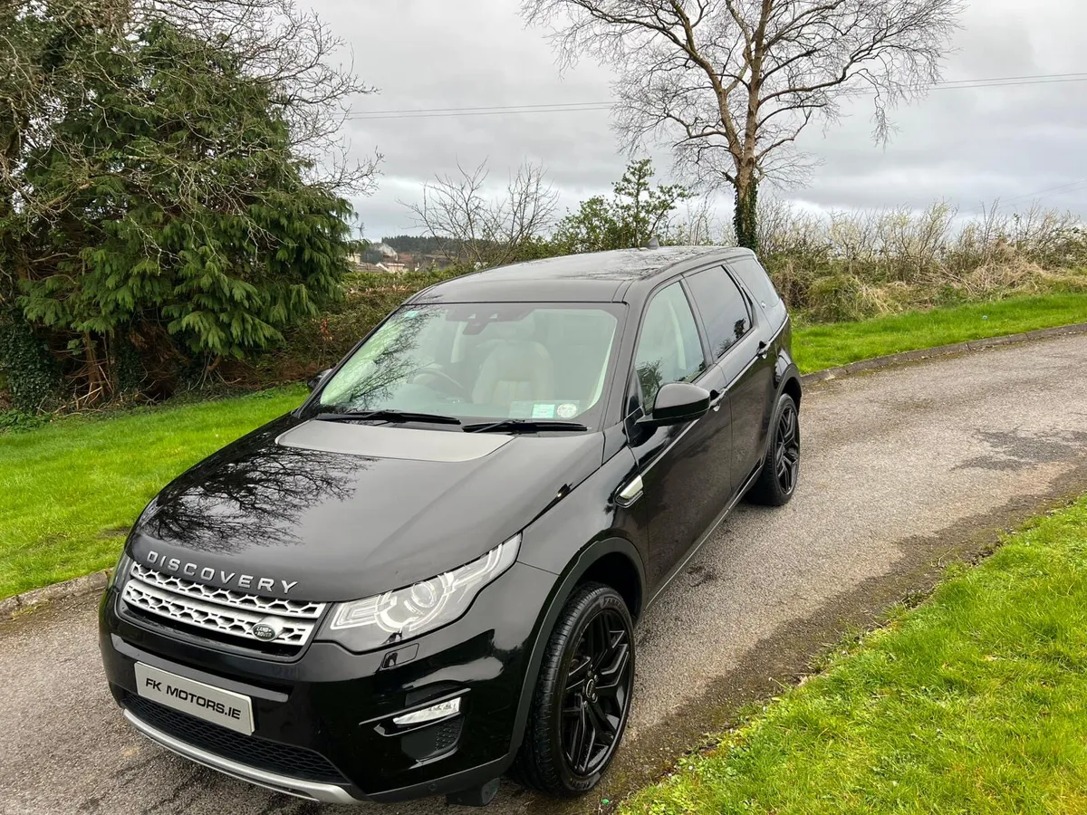 Land Rover Discovery Sport 2018 - Image 1