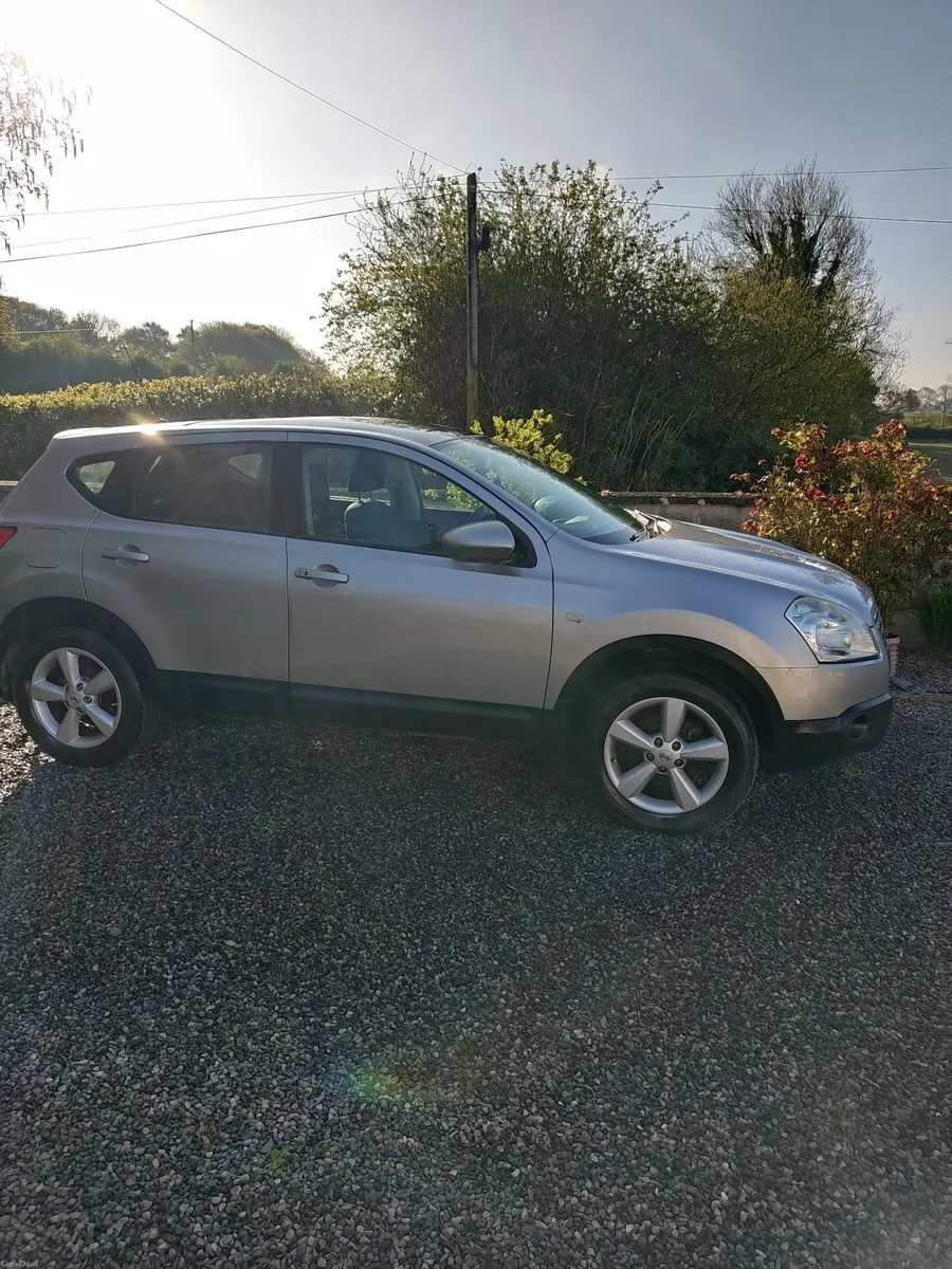 Nissan Qashqai 2010 - Image 2