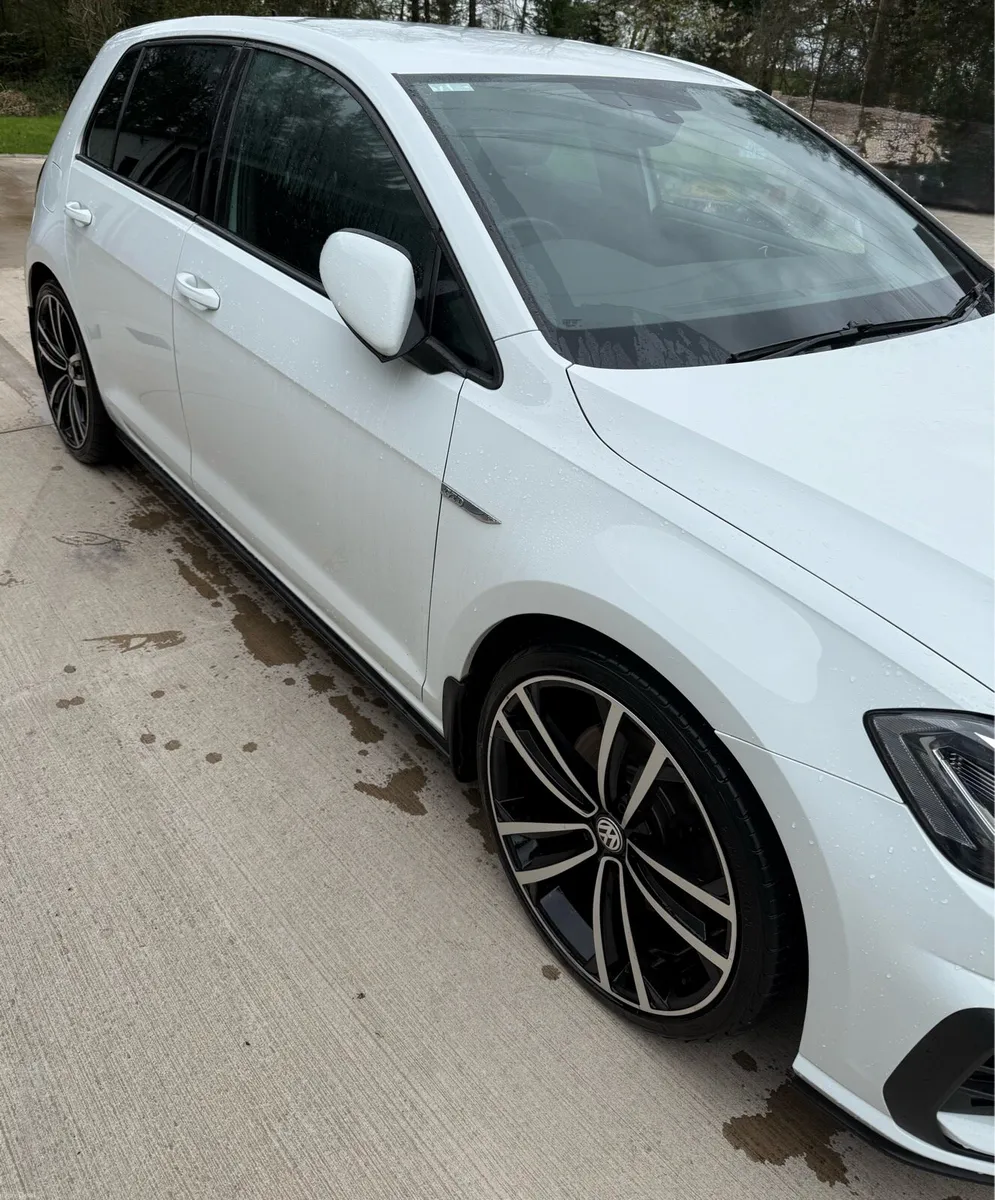 2018 Volkswagen Gold GTD - Image 1