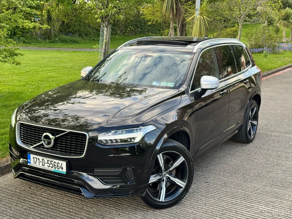 171 VOLVO XC90 2.0 T8 R-DESIGN GLASS ROOF - Image 1
