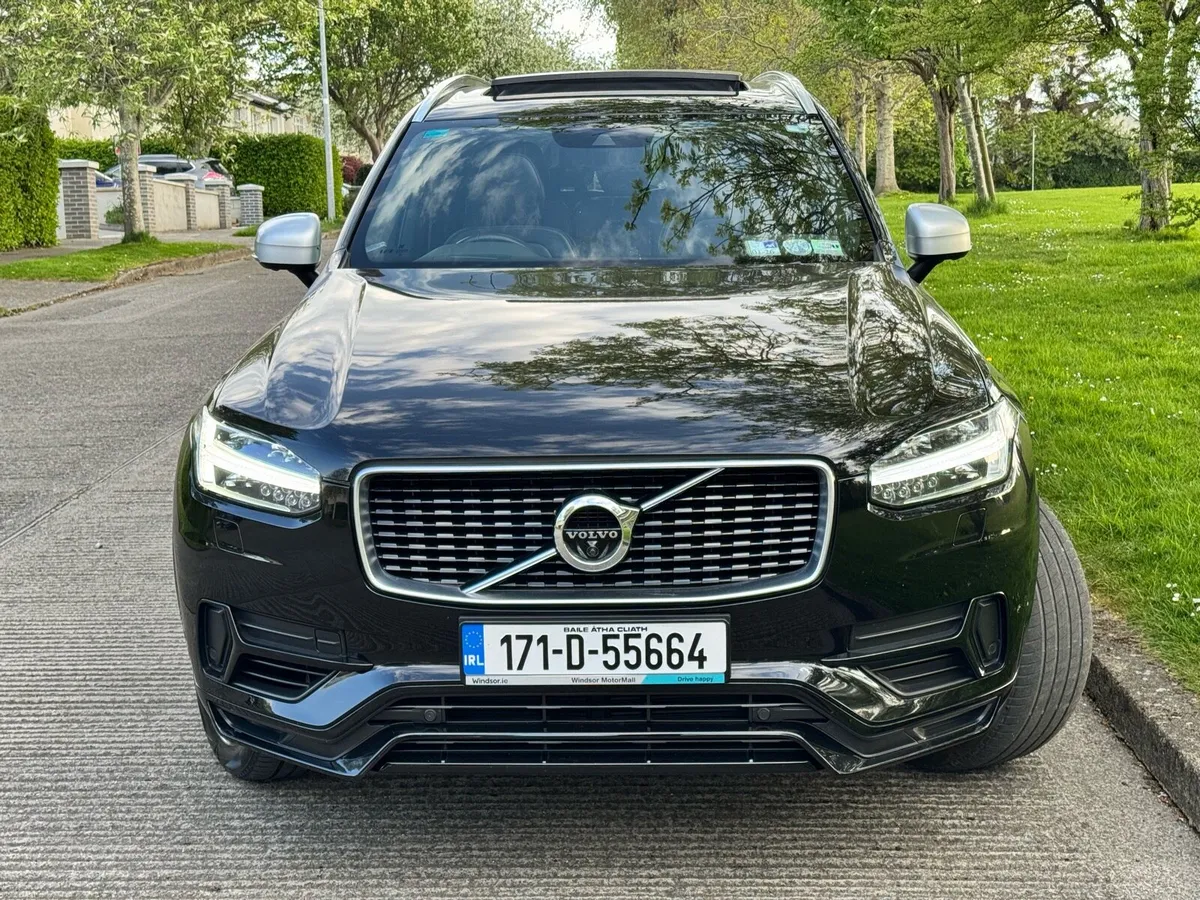 171 VOLVO XC90 2.0 T8 R-DESIGN GLASS ROOF - Image 4