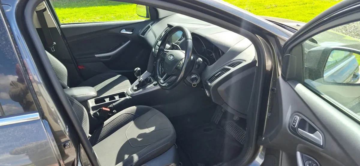Ford Focus 2017 - Image 3