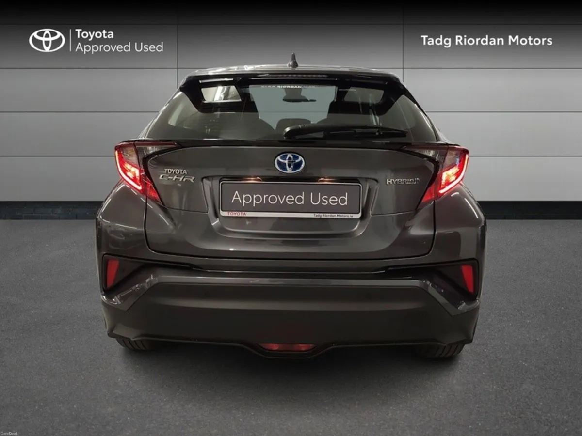 Toyota C-HR HYBRID LUNA - Image 4