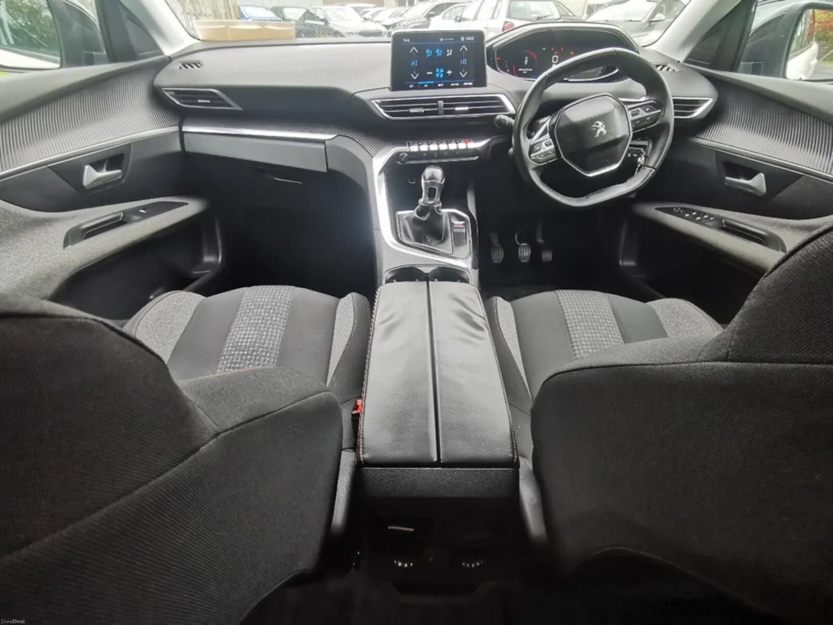 Peugeot 3008 1.6 HDI - Image 6