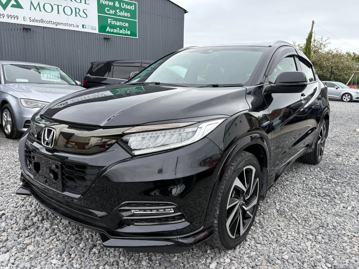 Honda Vesel 1.5 Petrol Hybrid RS - Image 1
