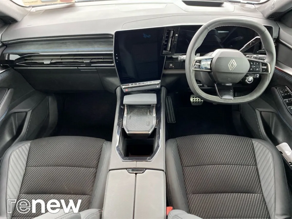 Renault Austral techno esprit Alpine E-Tech 200 Au - Image 4