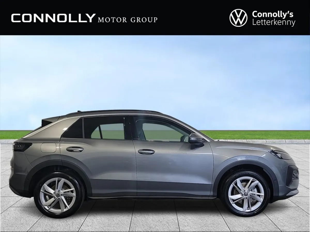 Volkswagen T-Roc Life 1.5 eTSI 116 BHP - Image 3