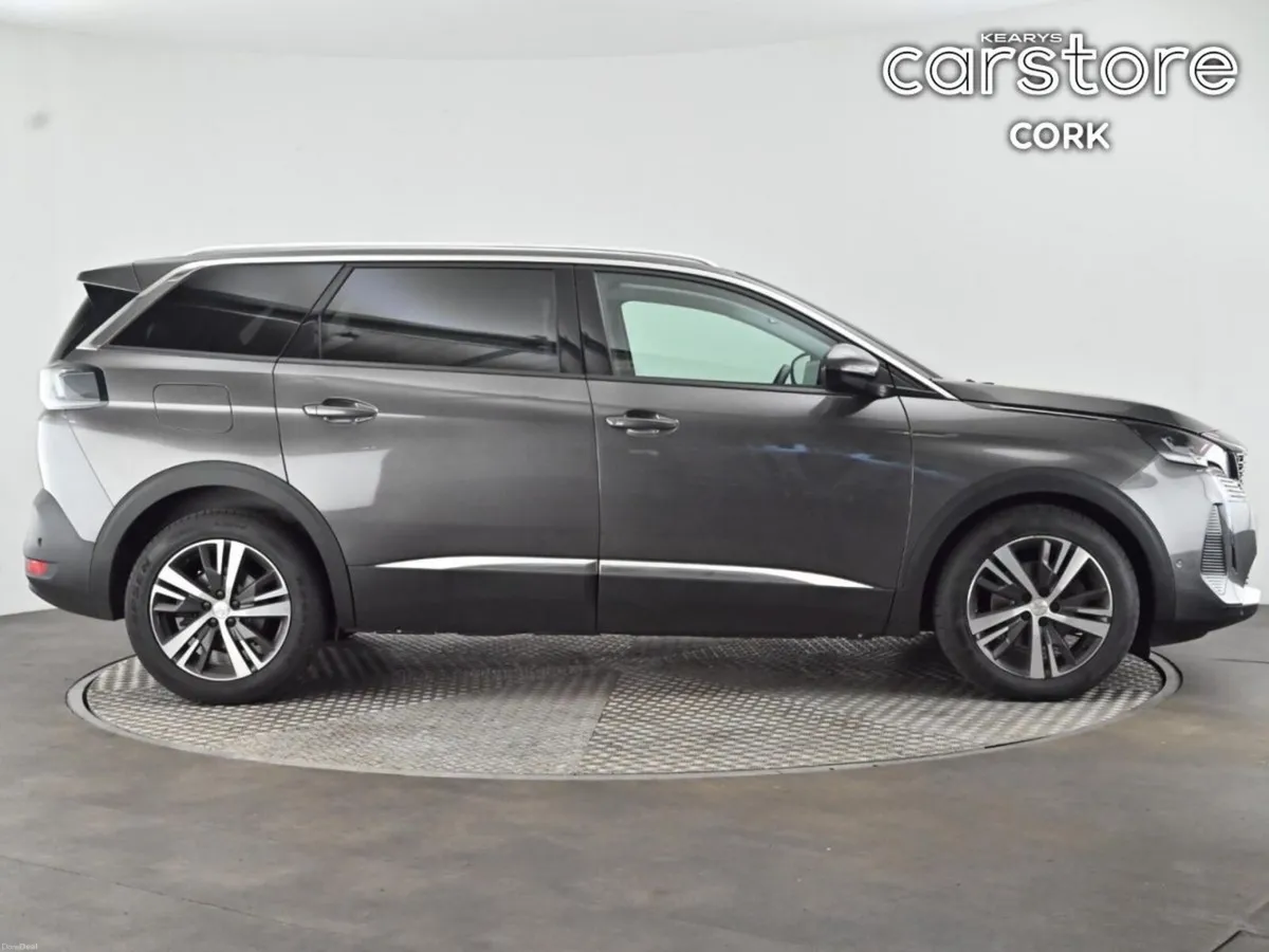 Peugeot 5008 1.5 BlueHDi 130bhp Allure - Image 2