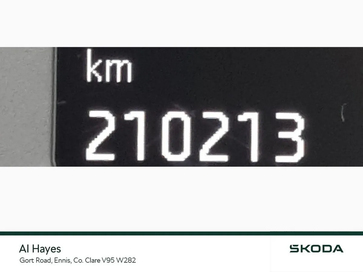 Skoda Octavia 1.2 TSI 105BHP **ELEGANCE**PETROL - Image 4