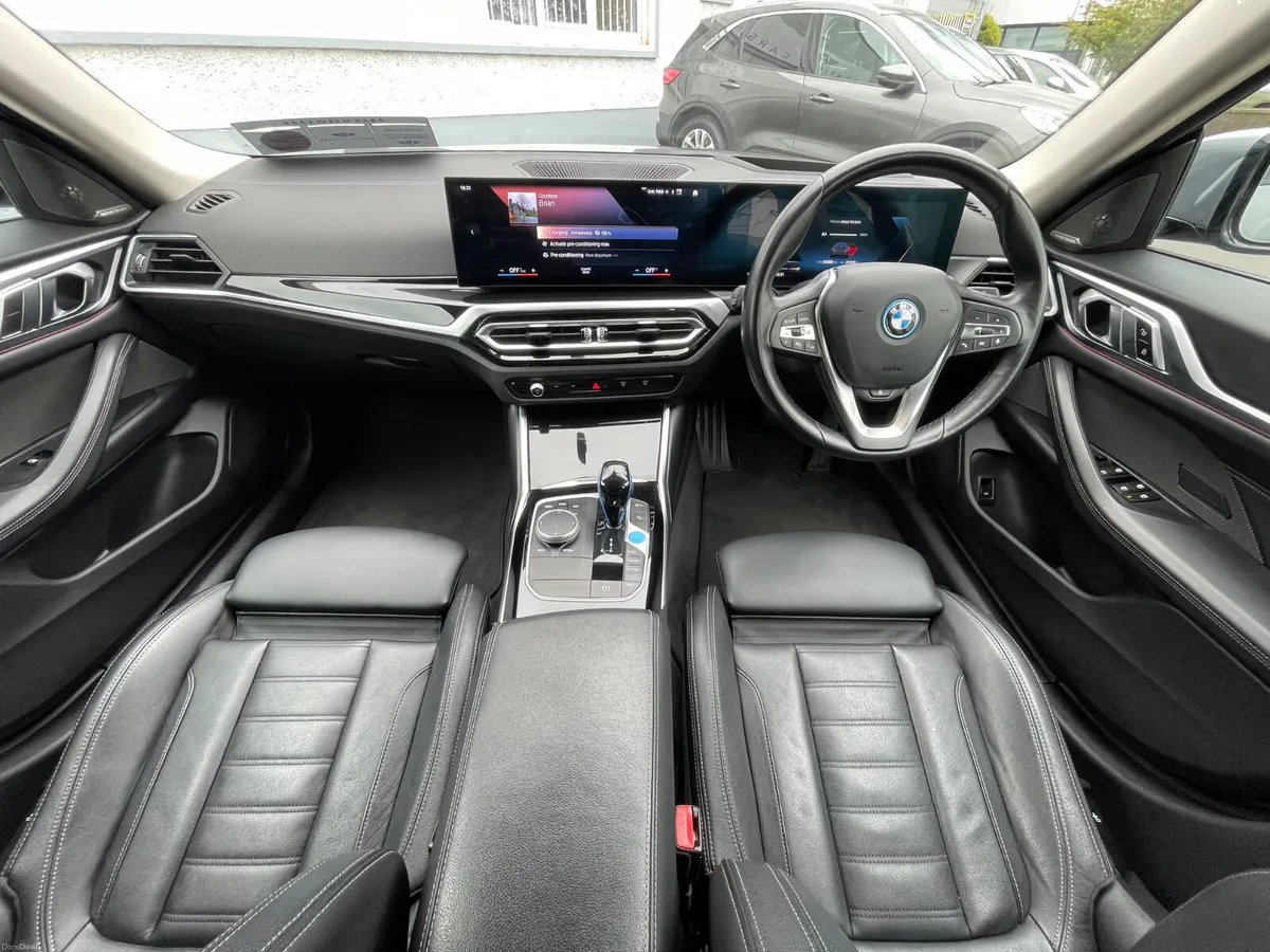SOH 91.7%- 84KWH - APPLE P,AY-LEATHER -BMW HISTORY - Image 4