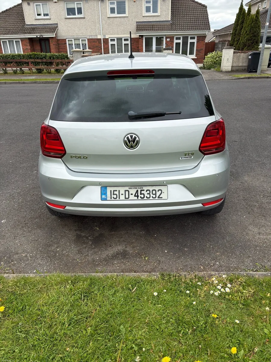 2015 Volkswagen Polo - Image 3